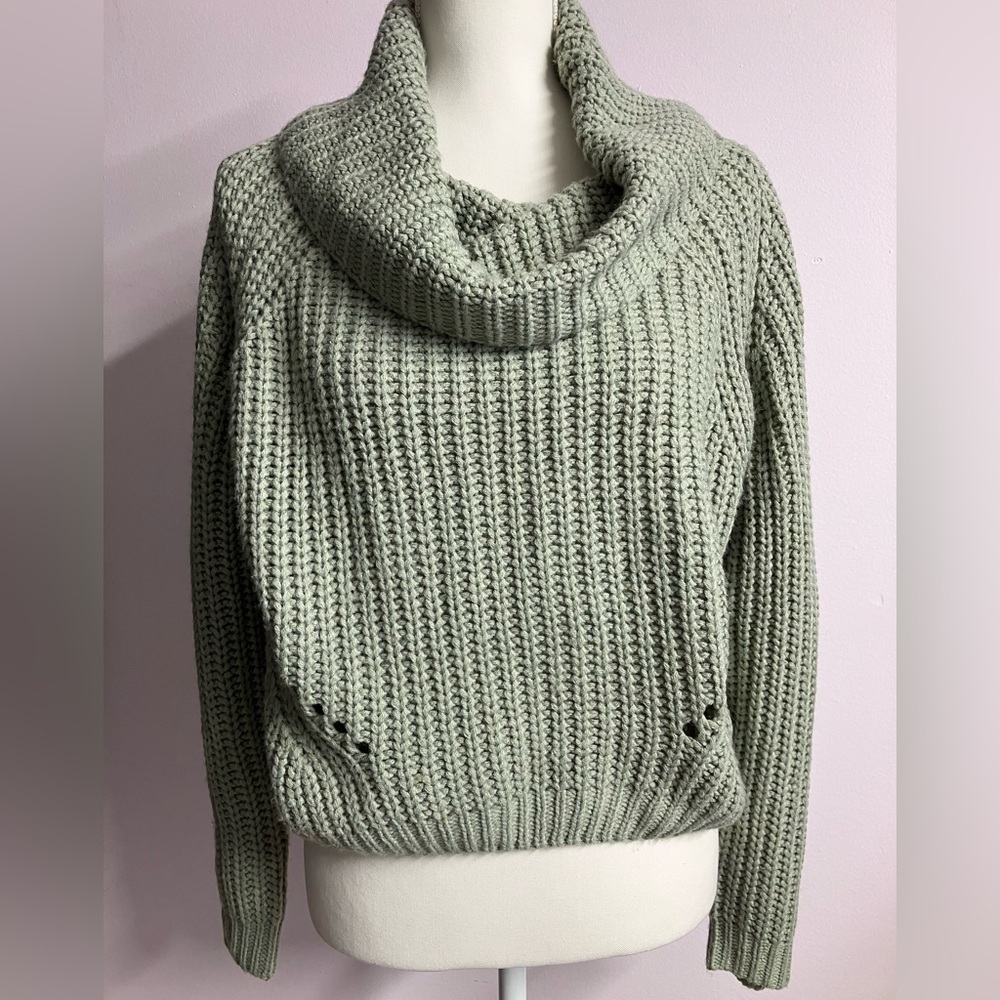 Moon & Madison Women’s Cowl Neck Sweater, Size Small, Cropped Length, Sage Green